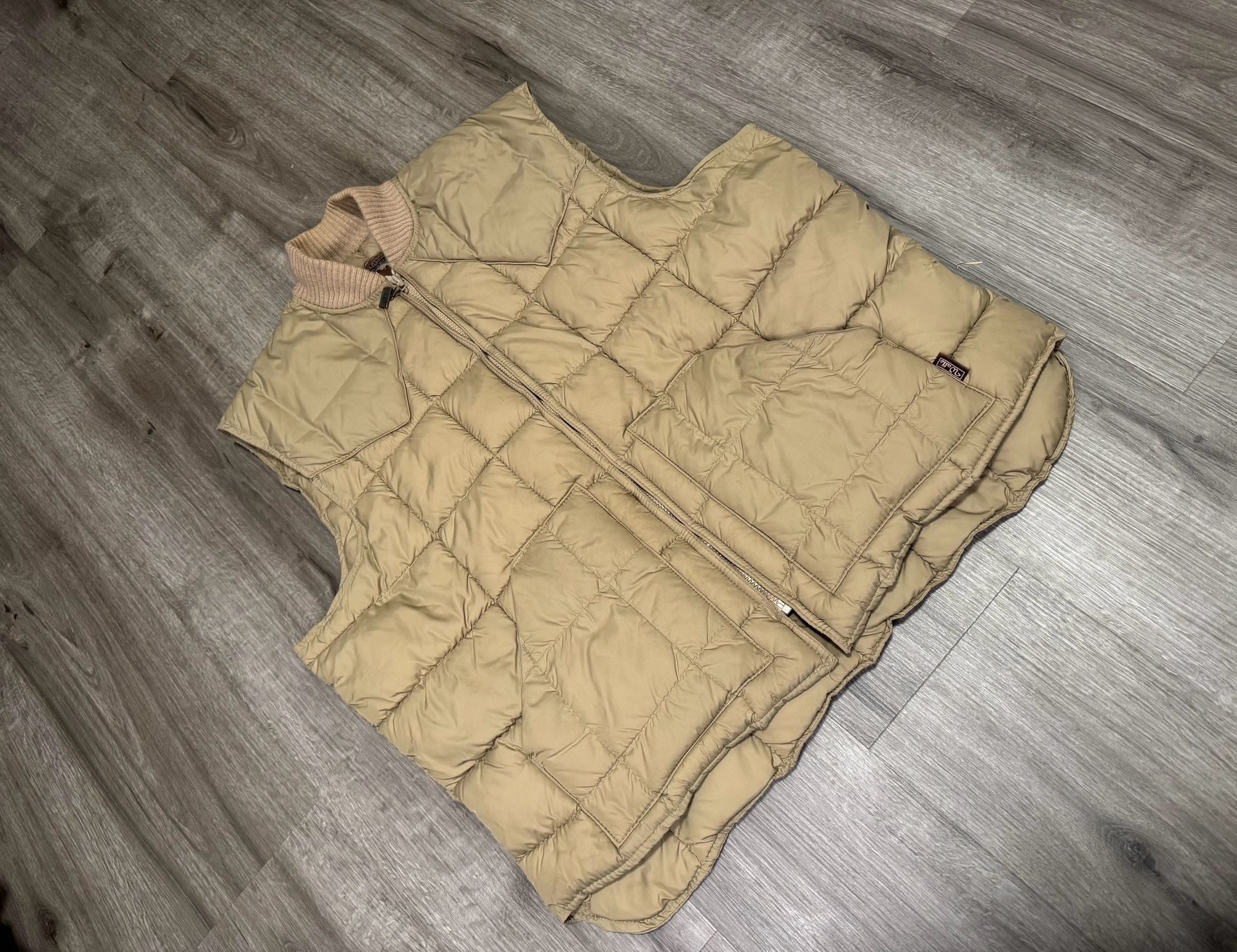 Vintage 80s Walls Western Puffer Vest Made in USA Tan XL Tall
2