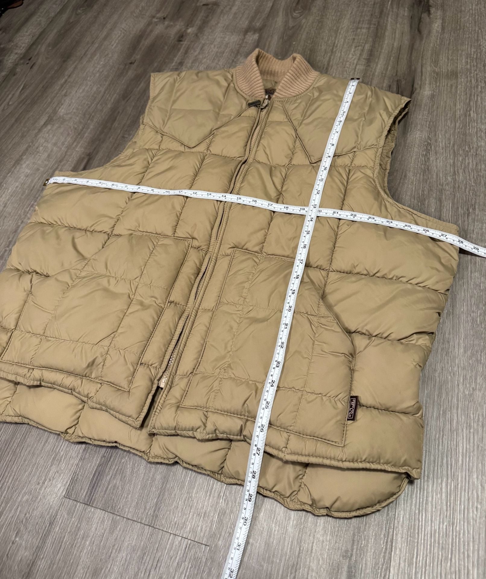 Vintage 80s Walls Western Puffer Vest Made in USA Tan XL Tall
8