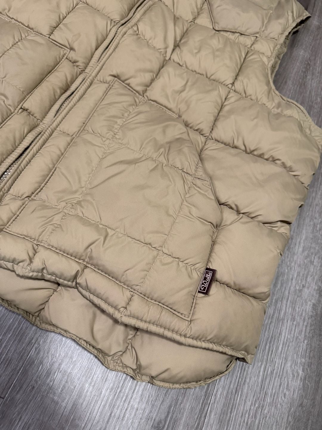 Vintage 80s Walls Western Puffer Vest Made in USA Tan XL Tall
10