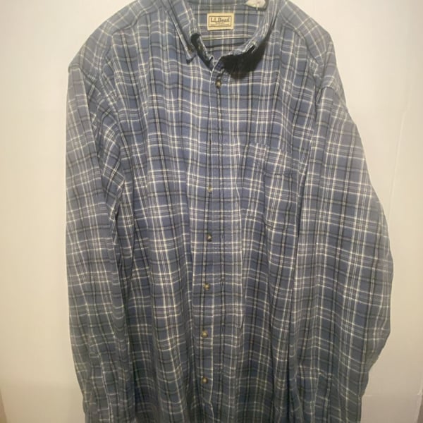 L.L. Bean Men's XXL Tall Blue Plaid Long Sleeve Button-Down Shirt