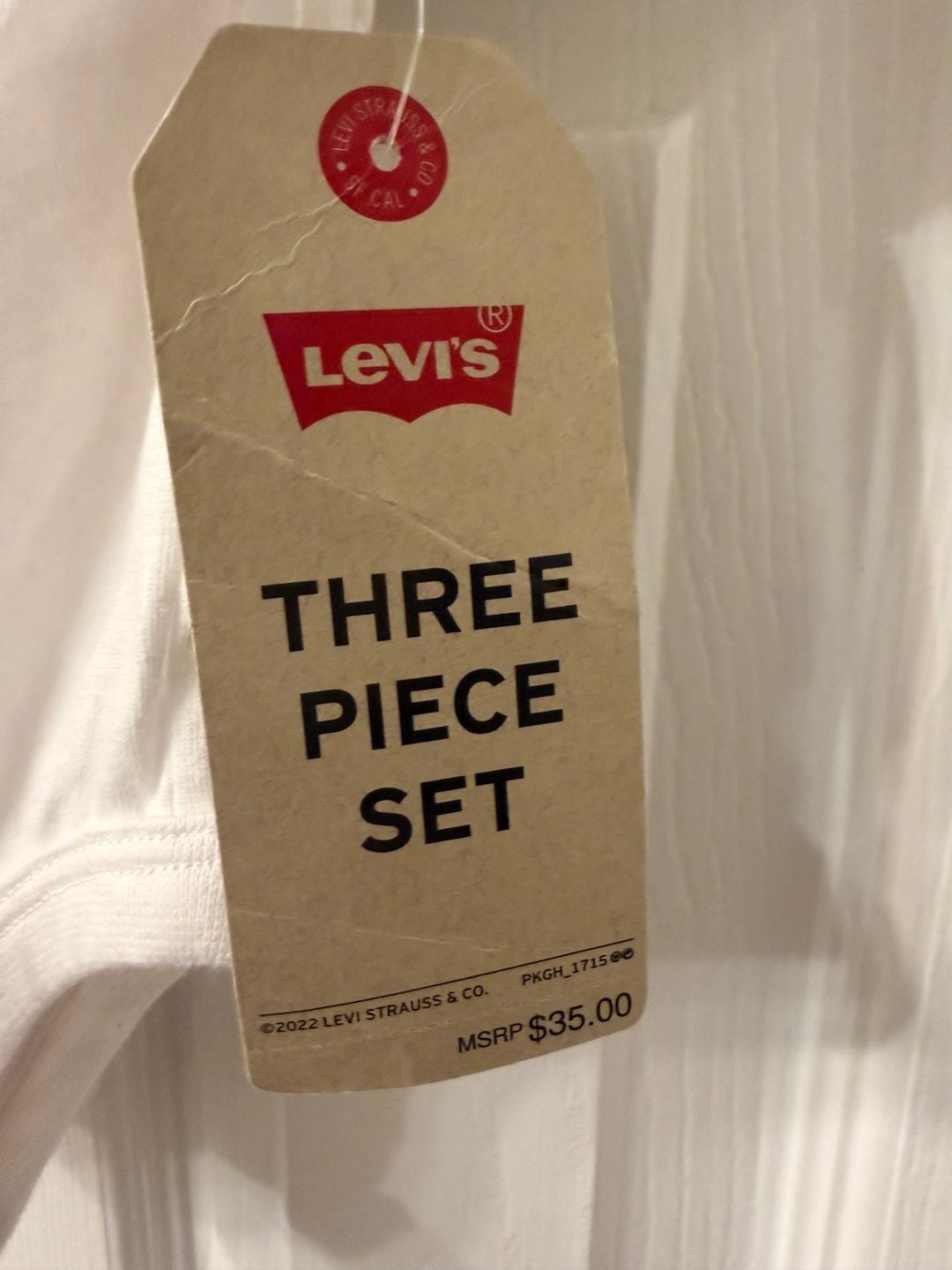 Levi's Three Piece Set Newborn Bodysuits 3-Pack 16