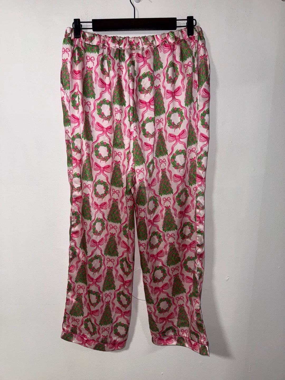 Simply Southern Coquette Christmas Tree and Wreath Print Satin Pajama Set 5