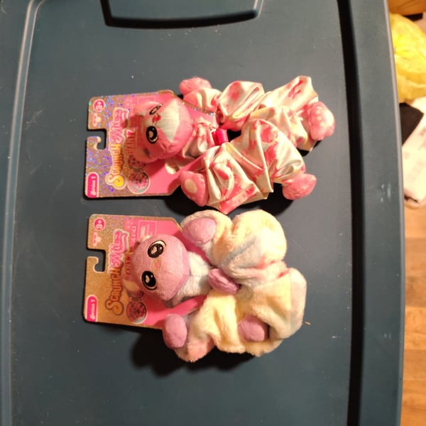ScrunchMiez Giantz Series 1 Plush Hair Scrunchie Lot of 2