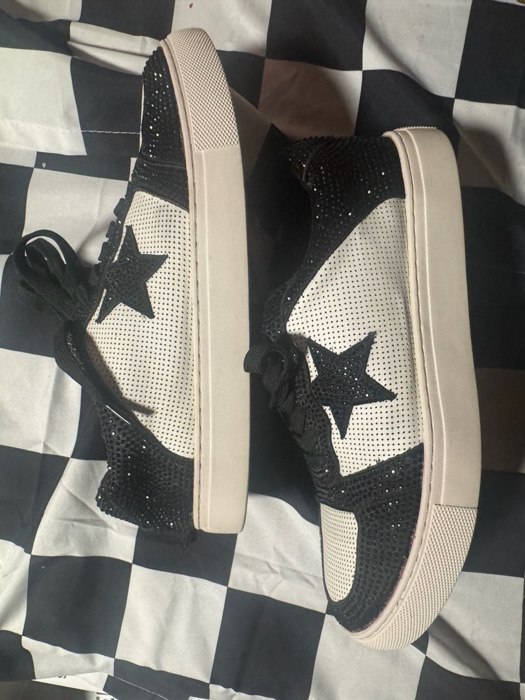 Hey Girl Legendary Size 8 Black White Rhinestone Star Sneakers 8