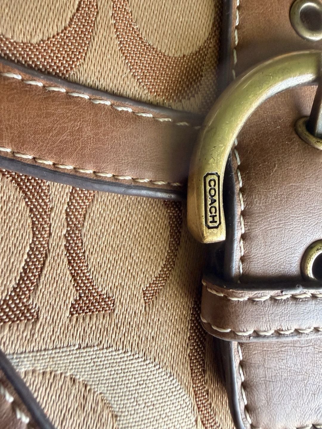 Coach Signature C Buckle Wristlet Tan Brown Monogram Leather 8