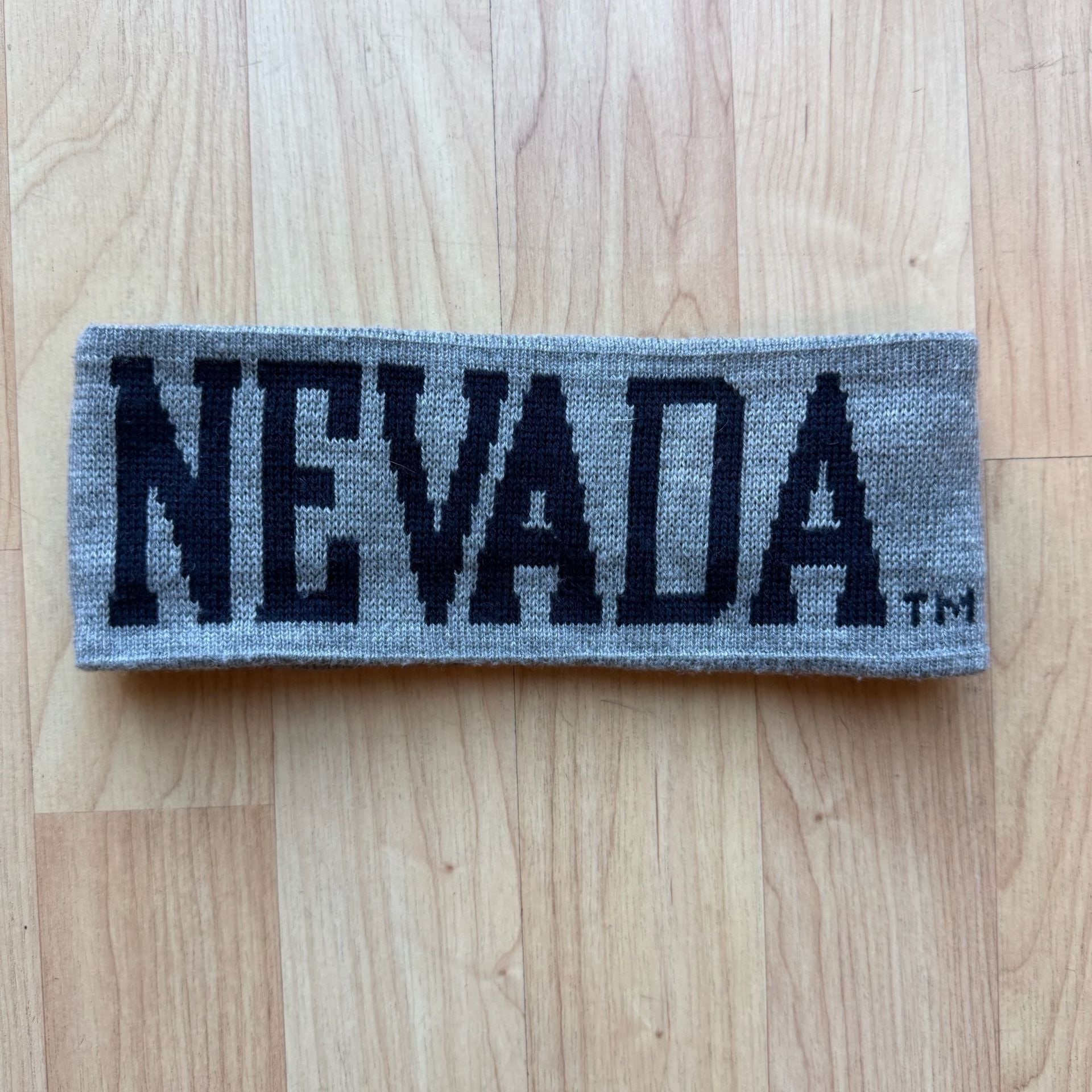 Nevada Wolf Pack Knit Headband Gray Black 2