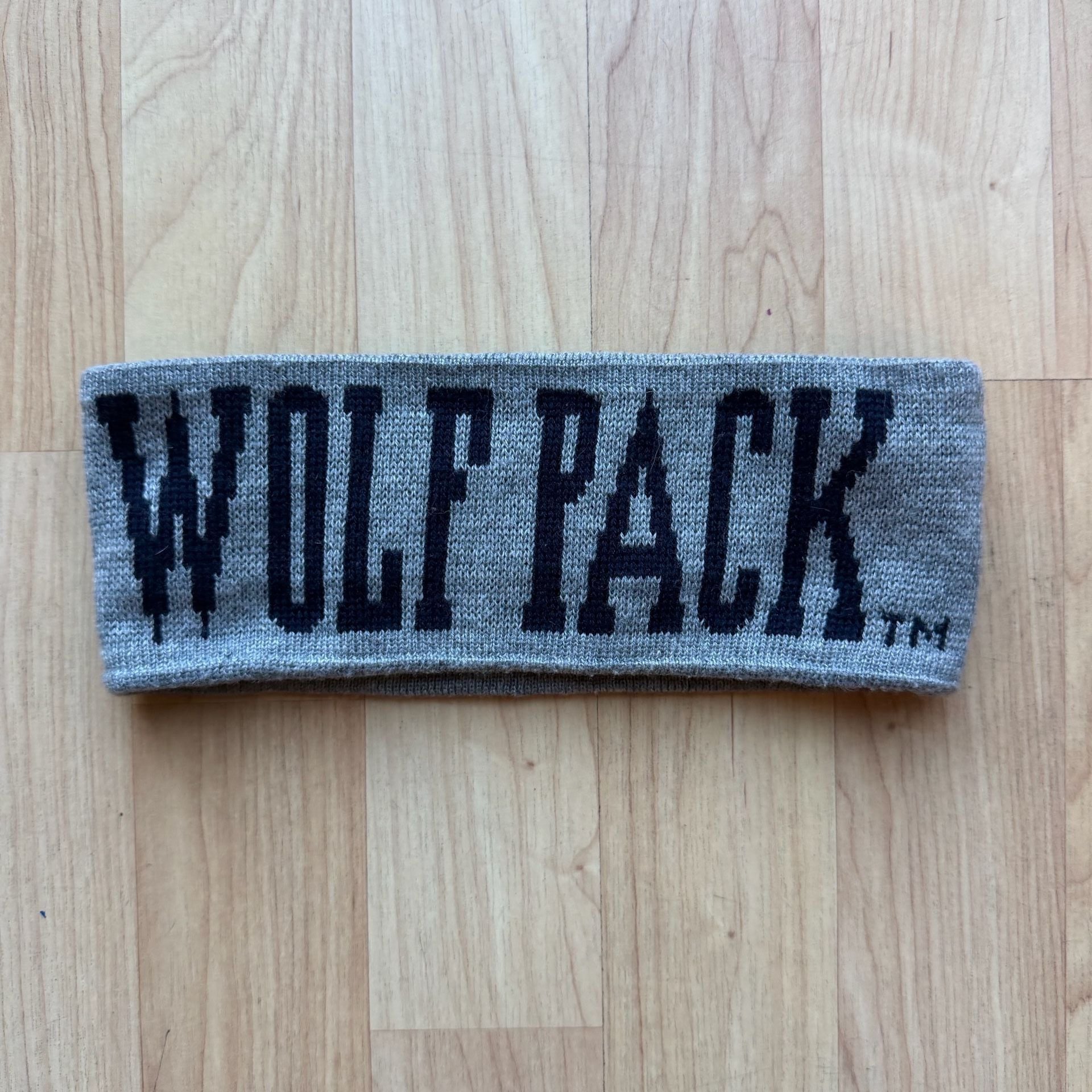 Nevada Wolf Pack Knit Headband Gray Black 3