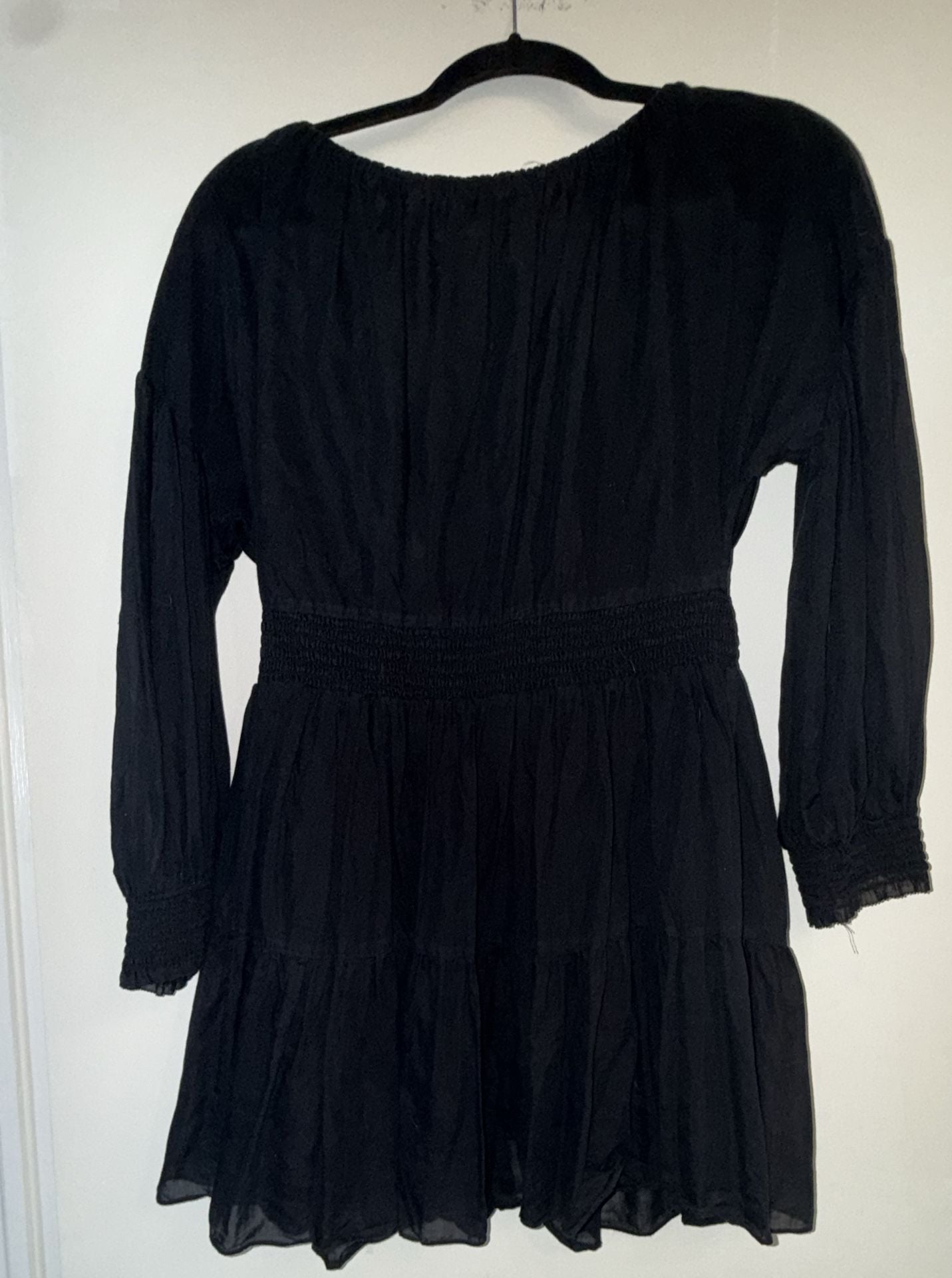 alice + olivia Mini Dress Size 4 Black Silk-Blend Tiered Long Sleeve 6