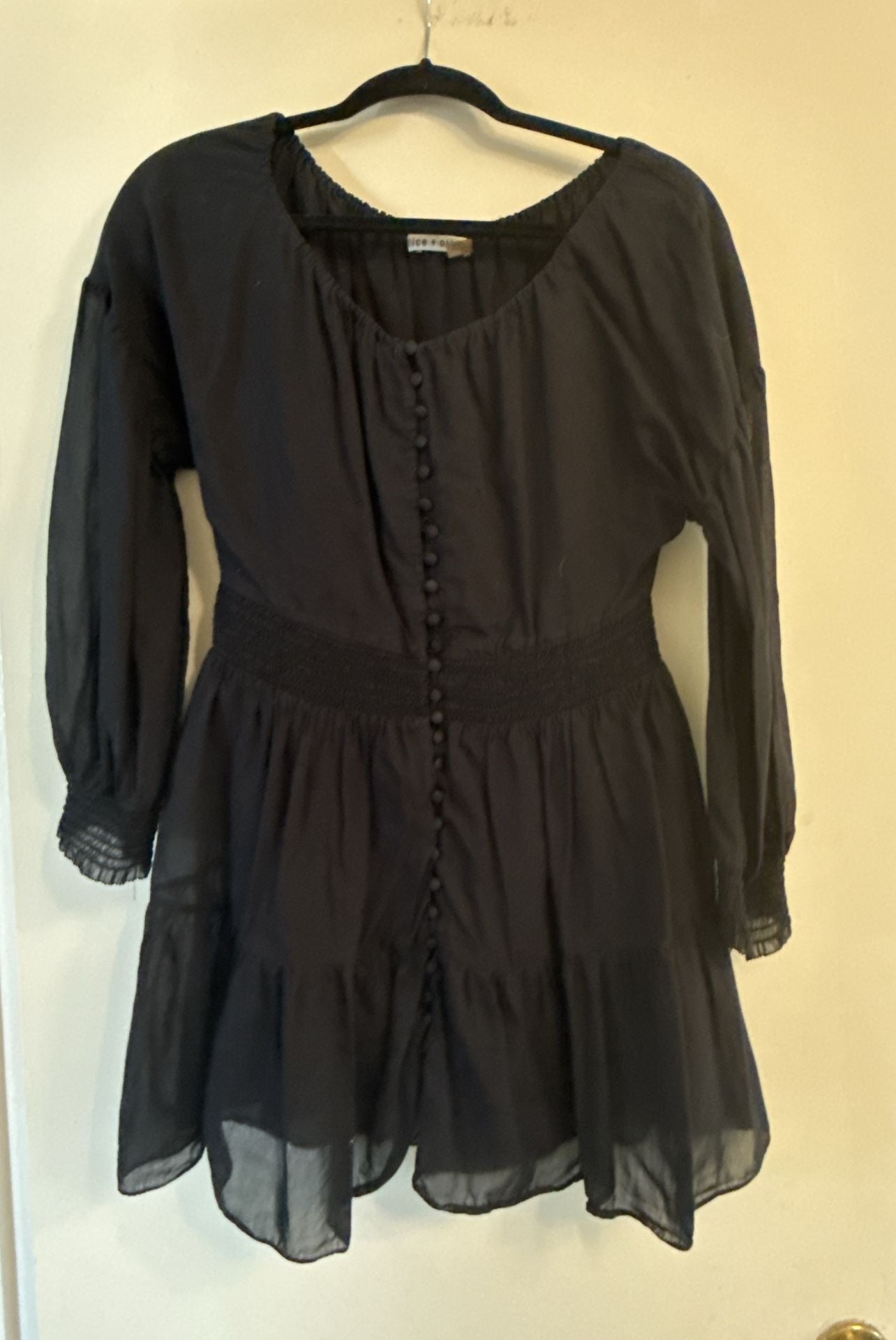 alice + olivia Mini Dress Size 4 Black Silk-Blend Tiered Long Sleeve 3