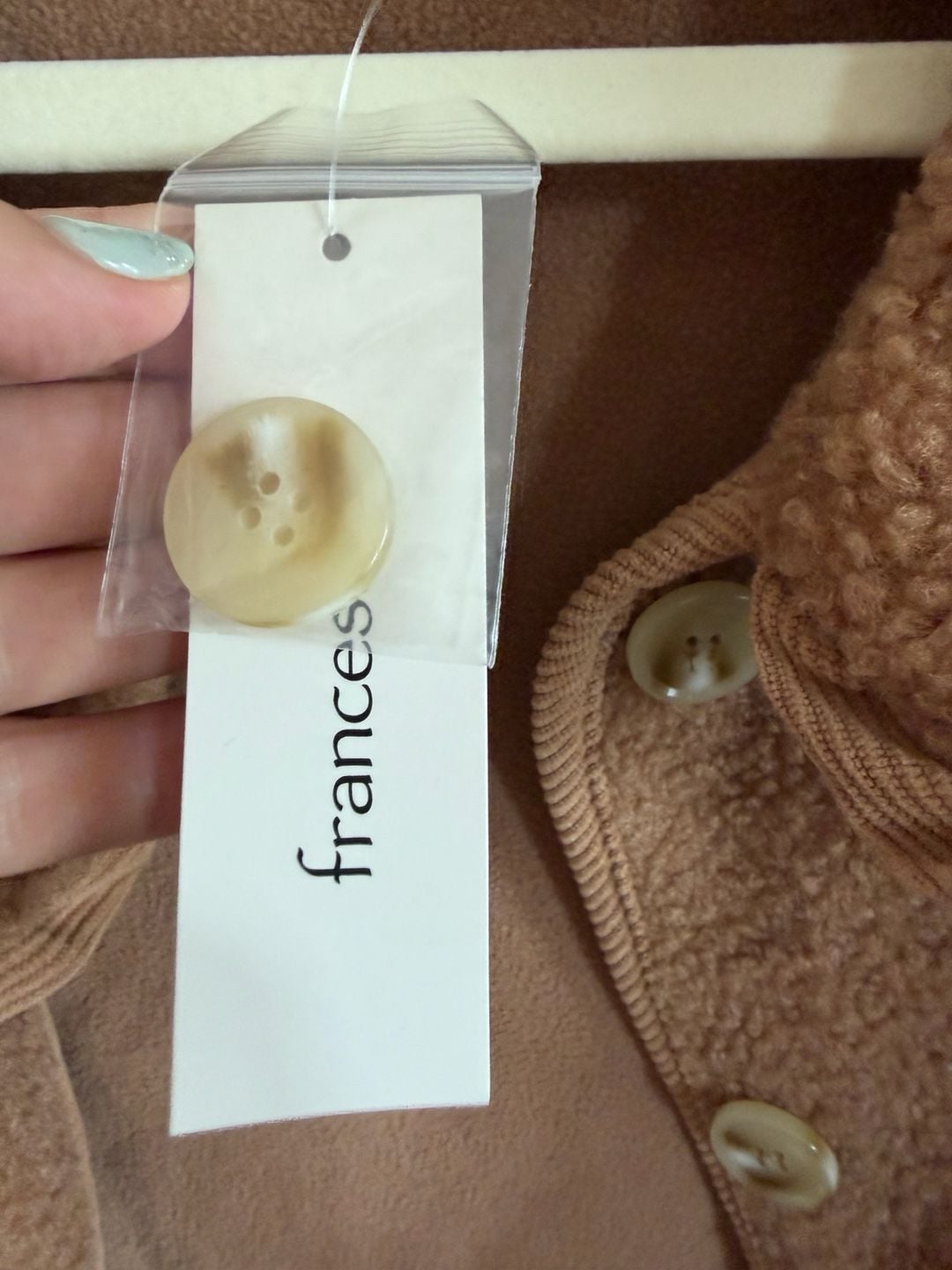 Product thumbnail 6
