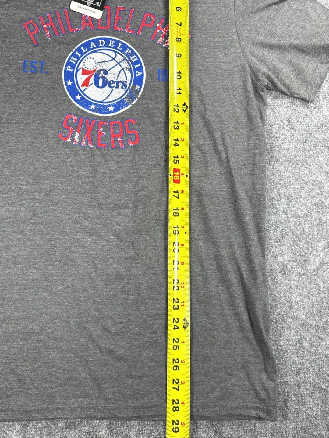 Logo Athletic Philadelphia 76ers NBA Size Medium Heather Gray T-Shirt NWT 9
