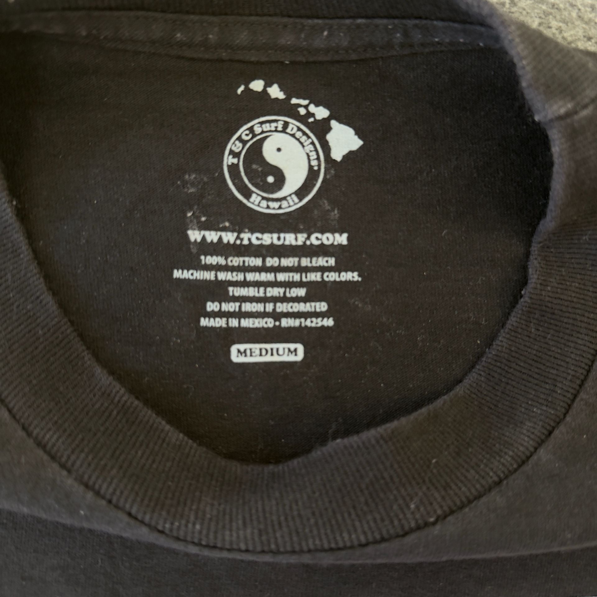 T&C Surf Designs T-Shirt Medium I Not Late I Stay On Hawaiian Time 4