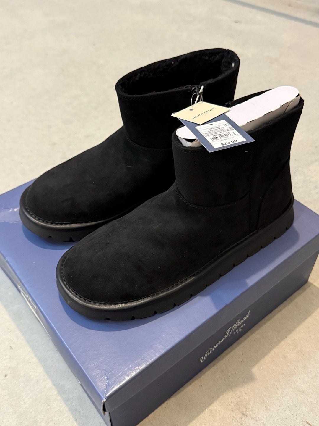 Universal Thread May Boots Size 9 Black Suede Booties 2