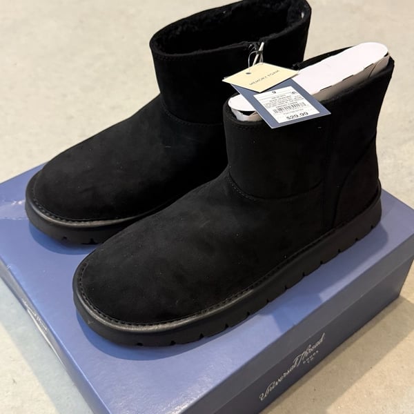 Universal Thread May Boots Size 9 Black Suede Booties