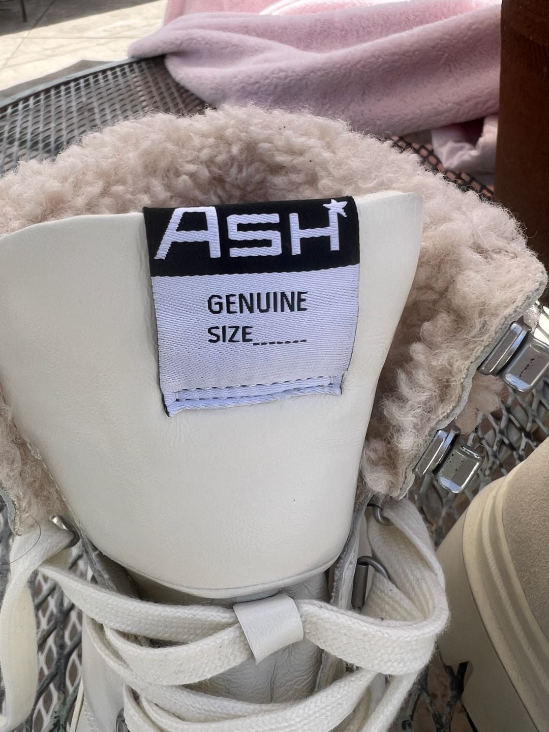 Ash Patagonie Women’s Leather Faux Fur Hiking Boots Size 8 White 5
