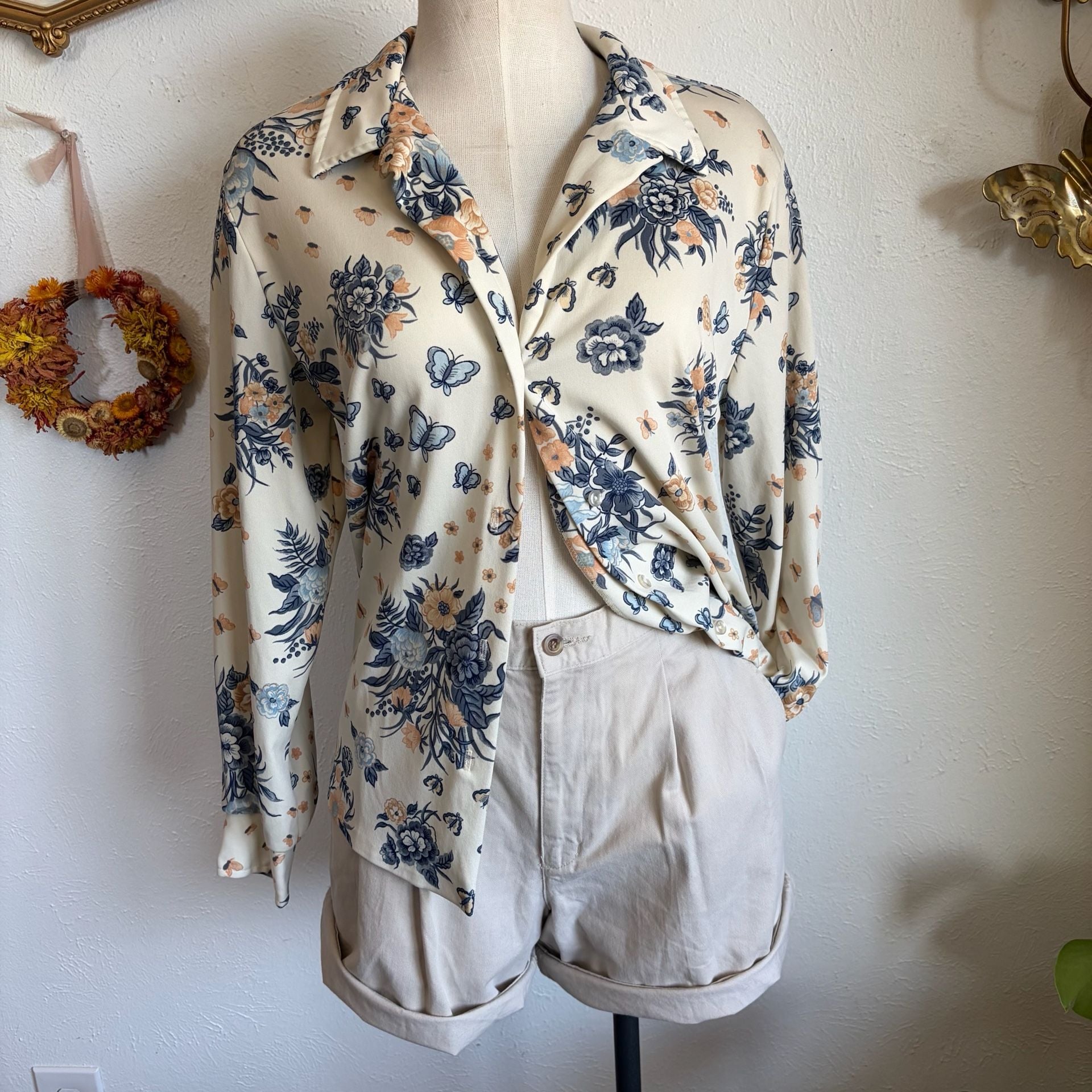 Vintage Floral Butterfly Long Sleeve Button Down M 2