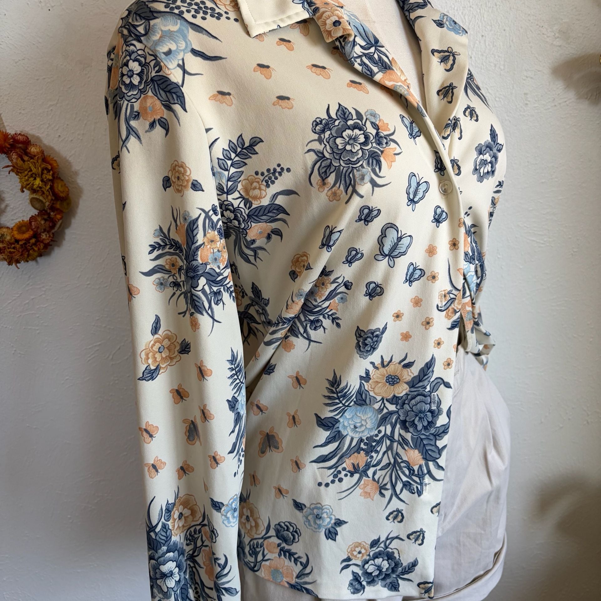 Vintage Floral Butterfly Long Sleeve Button Down M 3