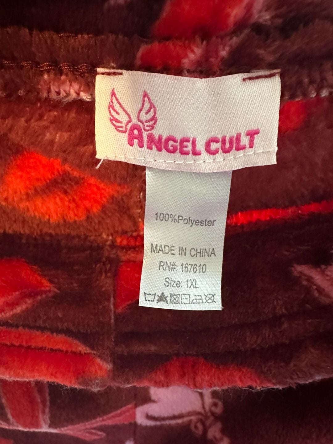 Angel Cult Pajama Set 1XL Red Heart Bow Key Lip Print 6