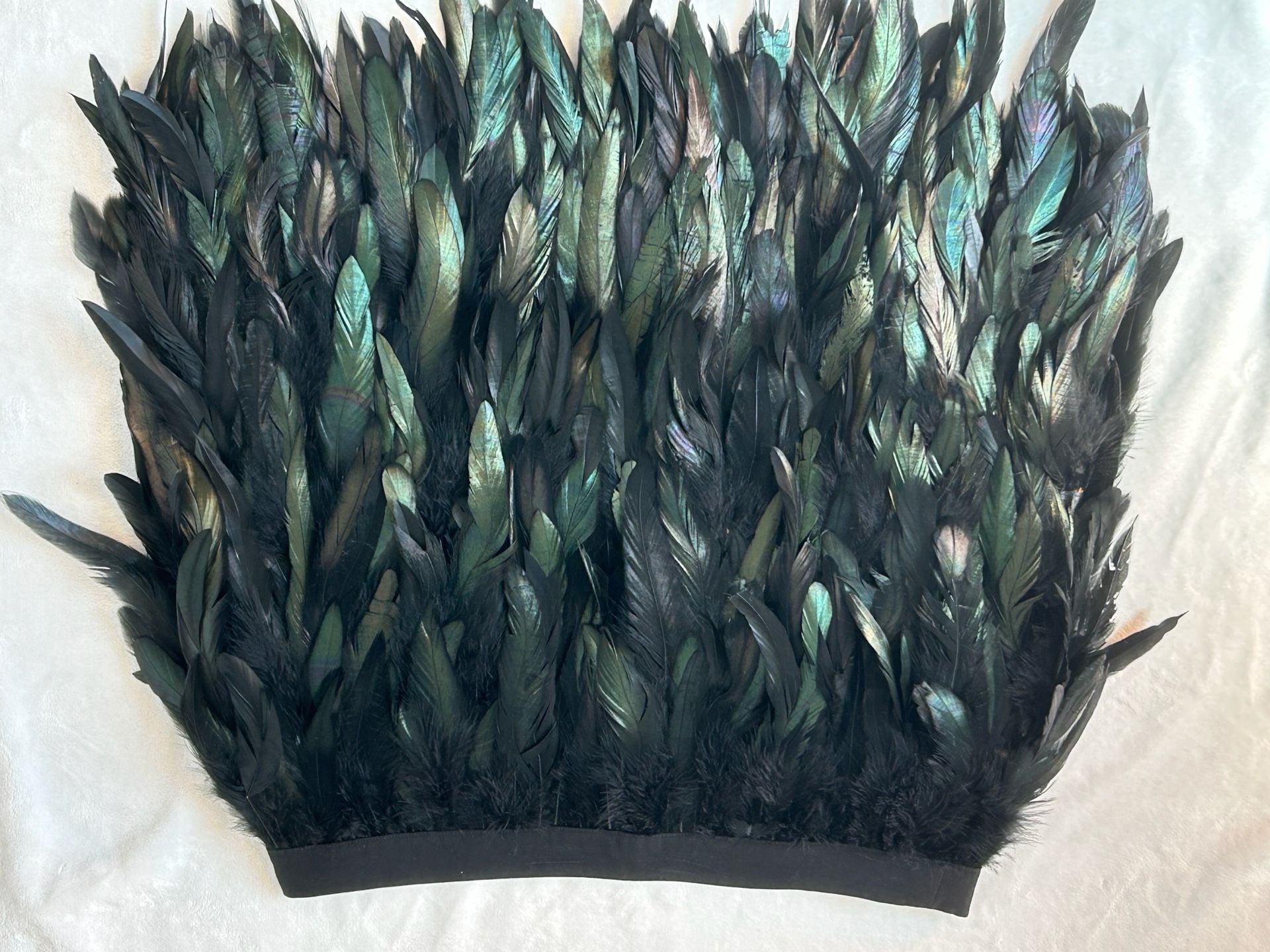 NWT SUGARLIPS Black and Green Iridescent Feather Mini Skirt Size L 13