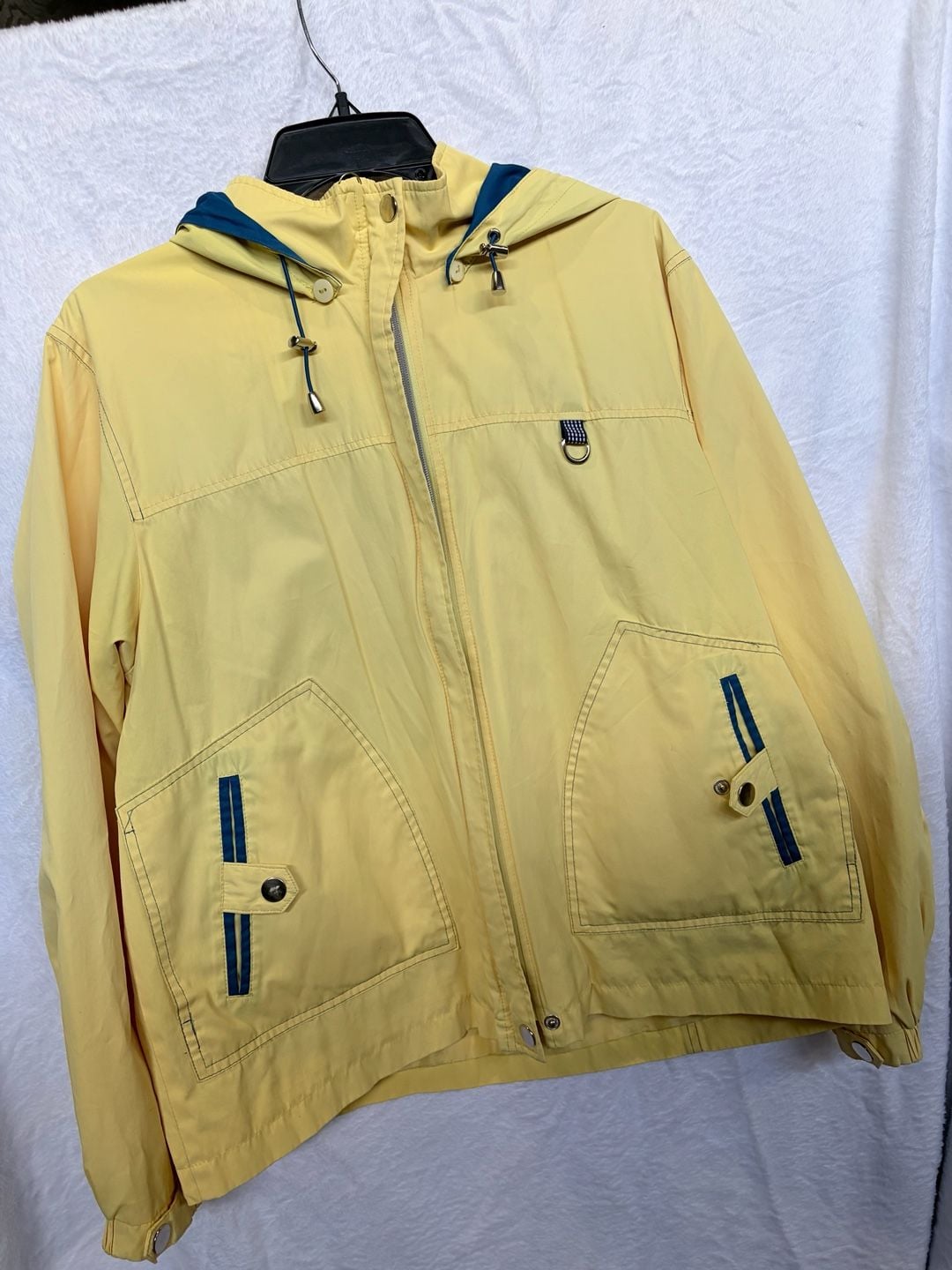 Vintage Yellow Windbreaker Jacket with Blue Trim 3