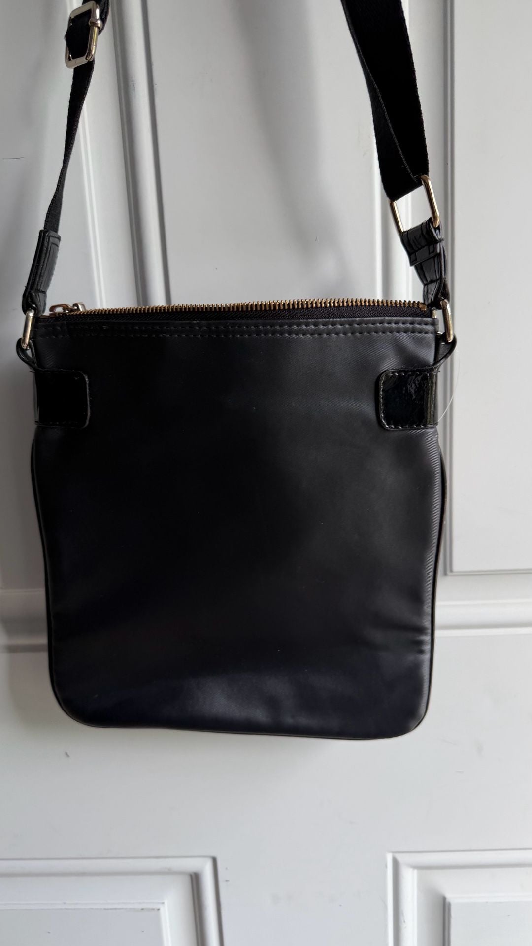 Victoria's Secret Crossbody Bag Size O/S Black Nylon Leopard Lining 5