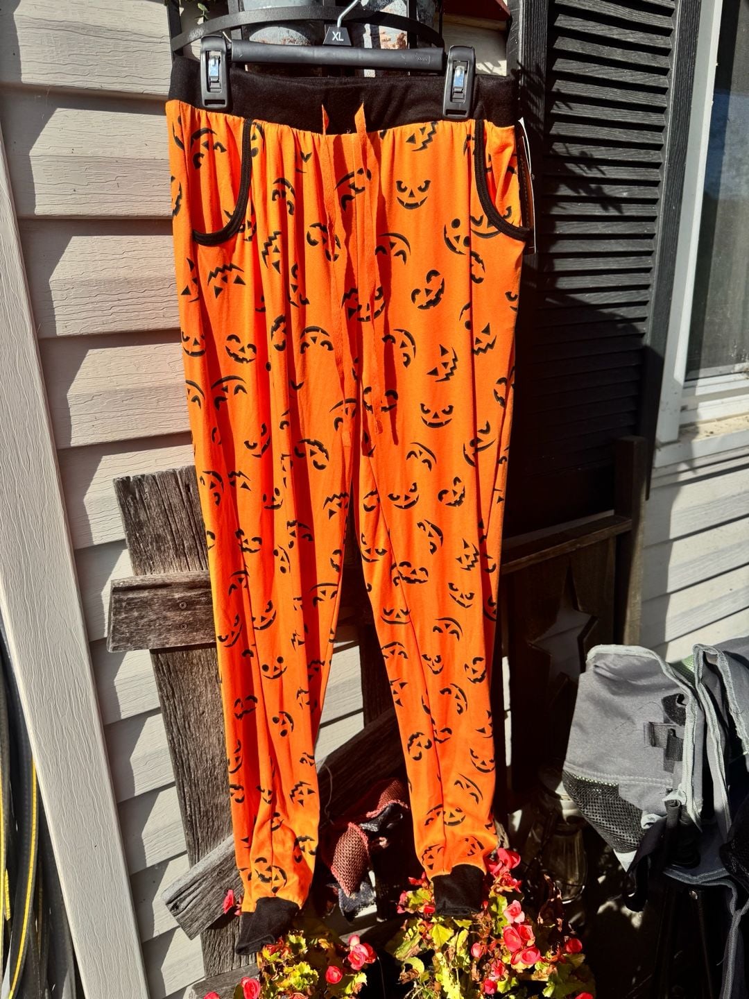 Bedtime Pillow Talk Lounge Pants Size S Orange Pumpkin Jack O Lantern 2