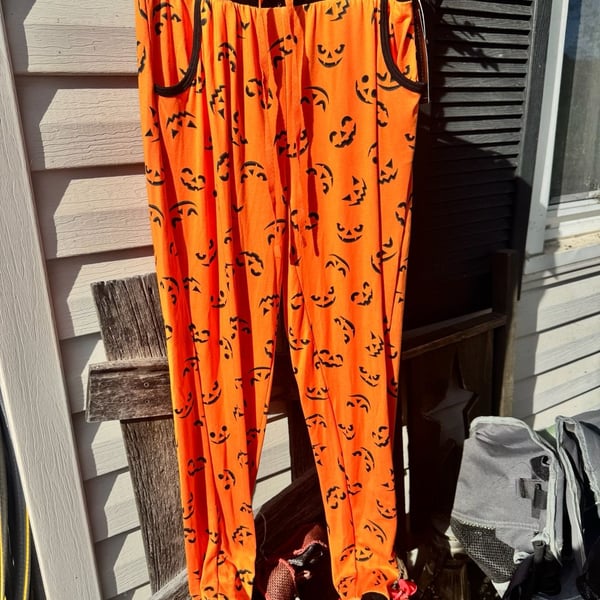 Bedtime Pillow Talk Lounge Pants Size S Orange Pumpkin Jack O Lantern