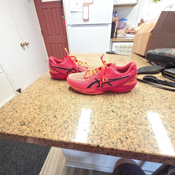 ASICS Solution Speed FF Tokyo Size 9 Red Black Tennis Shoes