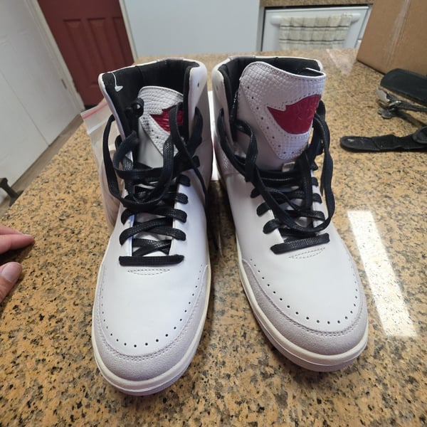 Nike Air Jordan 2 Retro SE Nina Chanel Abney Size 9 White Shoes
