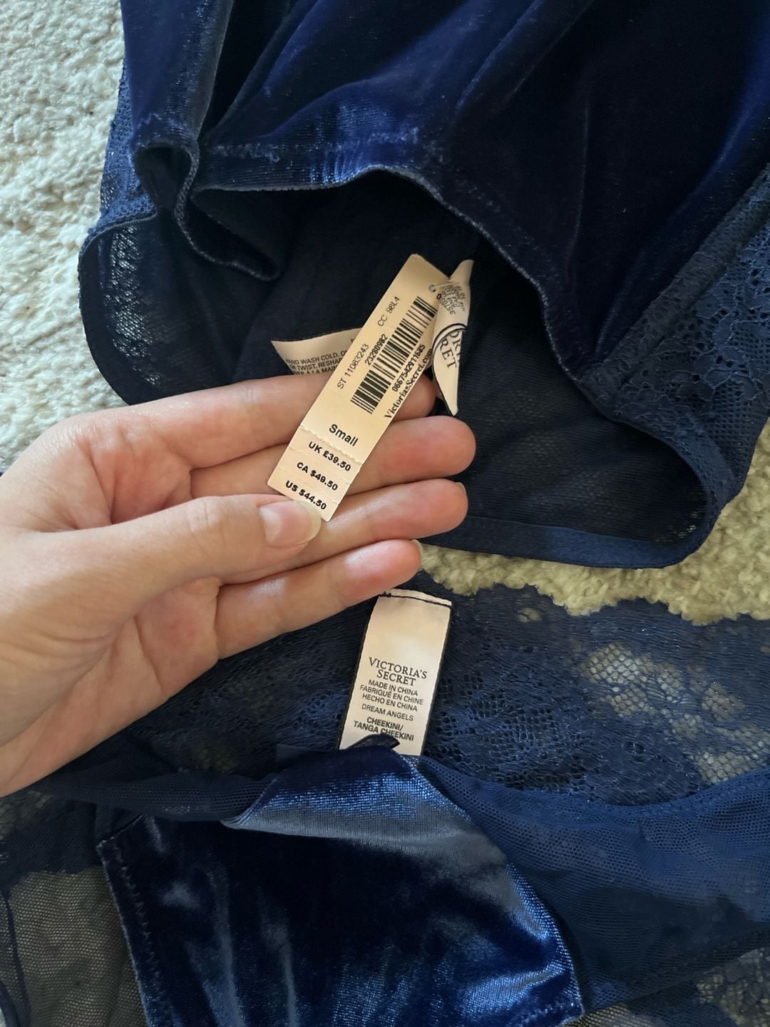 Victoria's Secret Dream Angels Velvet Bustier and underwear set 3