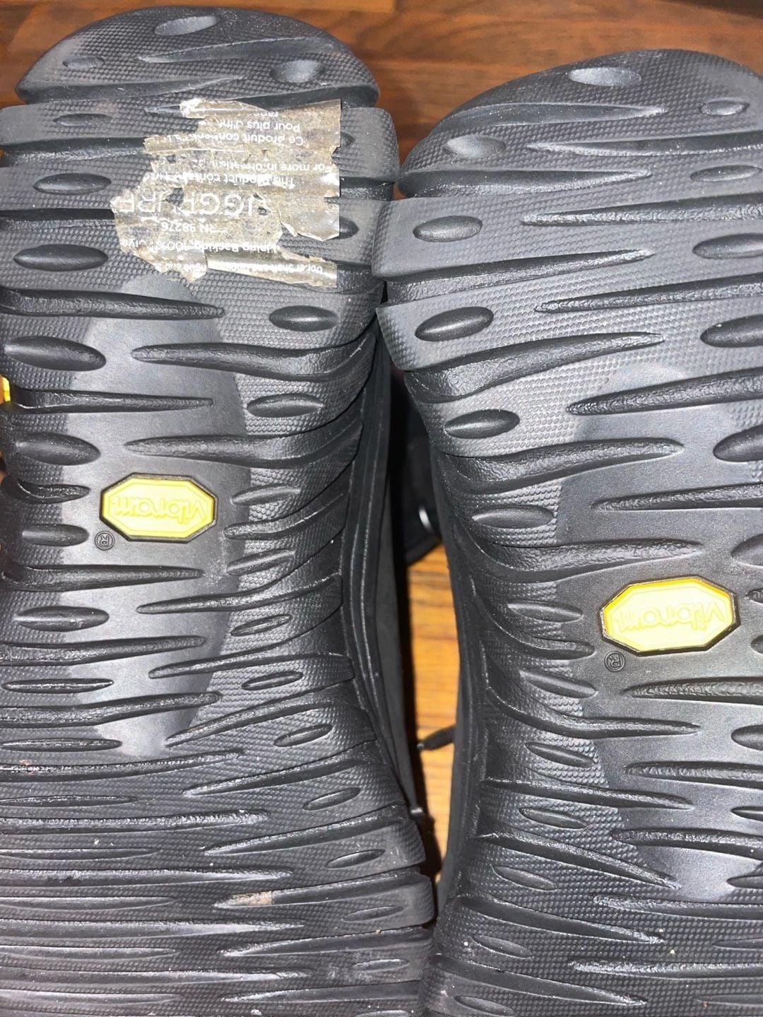 UGG Ostrander Waterproof Boots Size 8 Black Leather Shearling 5