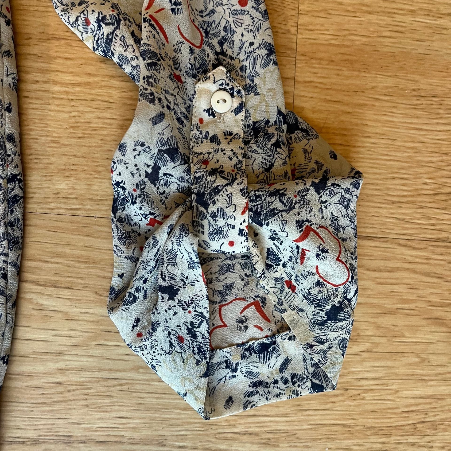 Pins And Needles Blouse Size S Floral Button-Up Long Sleeve Top 5