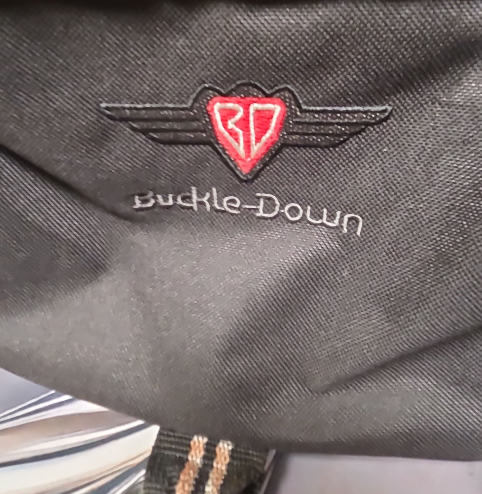 Buckle Down Chevrolet Seatbelt Crossbody Bag Black 5