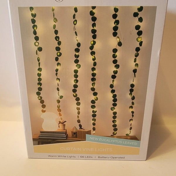 West & Arrow Eucalyptus Curtain Vine Lights Warm White 66 LEDs