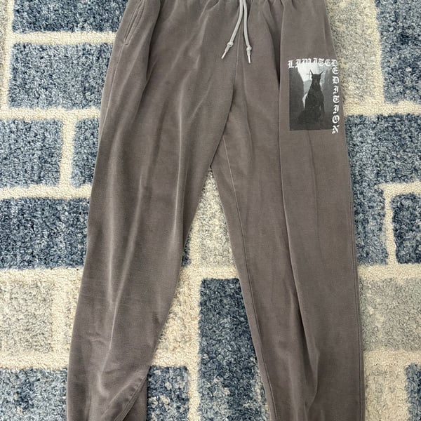 BoohooMAN Limited Edition Graphic Sweatpants Size L Grey