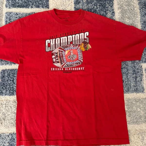 Reebok Chicago Blackhawks 2013 Stanley Cup Champions T-Shirt Size XL