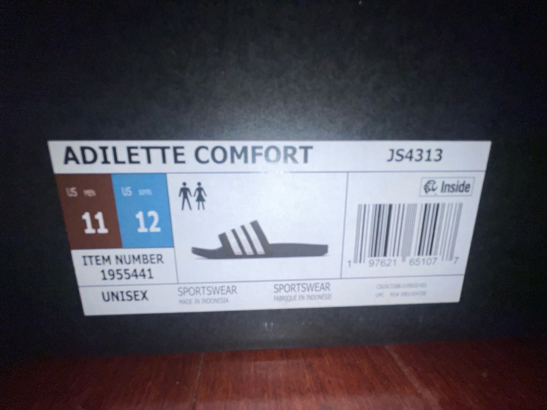 Adidas Adilette Comfort Slides 4