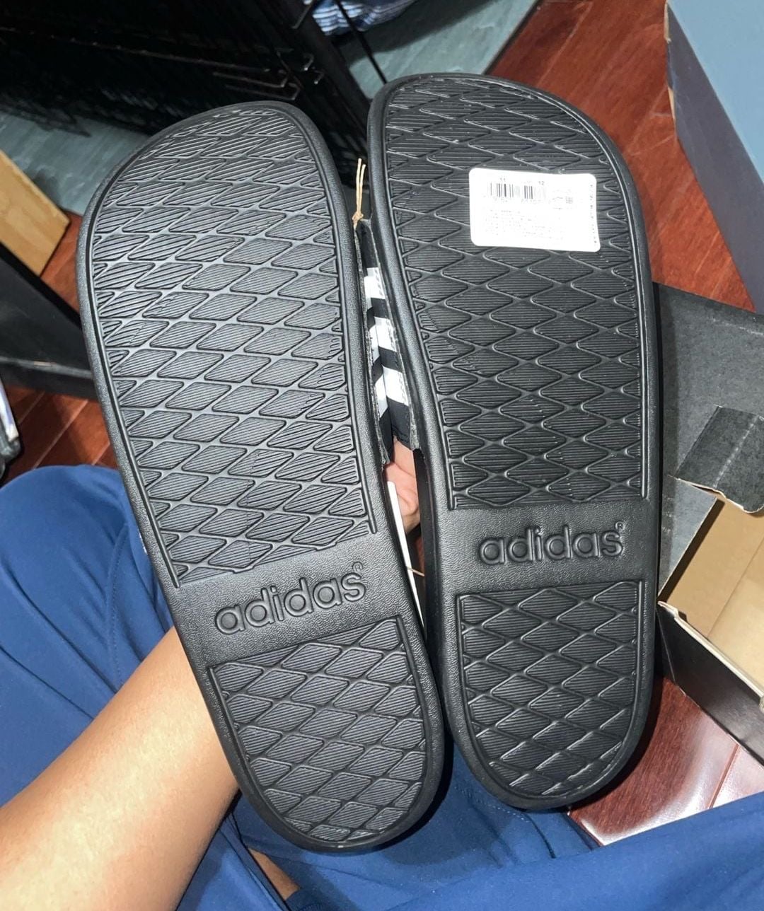 Adidas Adilette Comfort Slides 3
