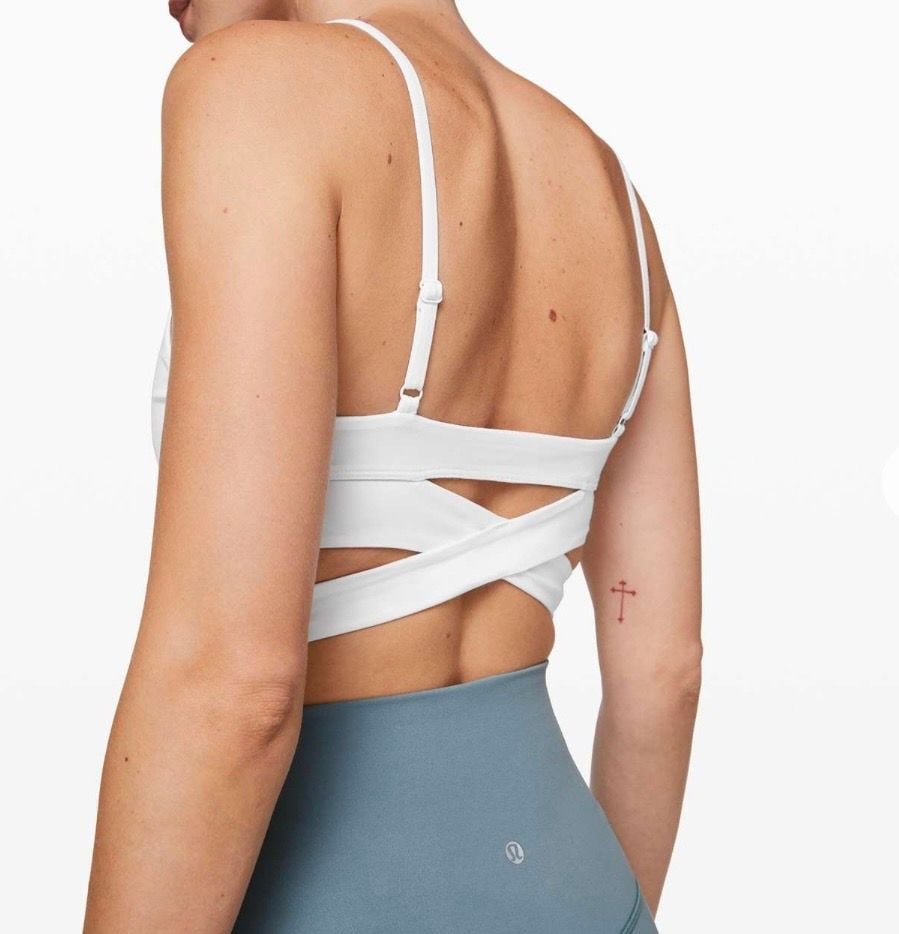 Lululemon V-Neck Crossover Underband Bra Size 8 Silver Drop Still Now Bra 5