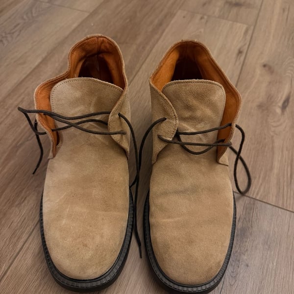 Banana Republic Suede Chukka Boots