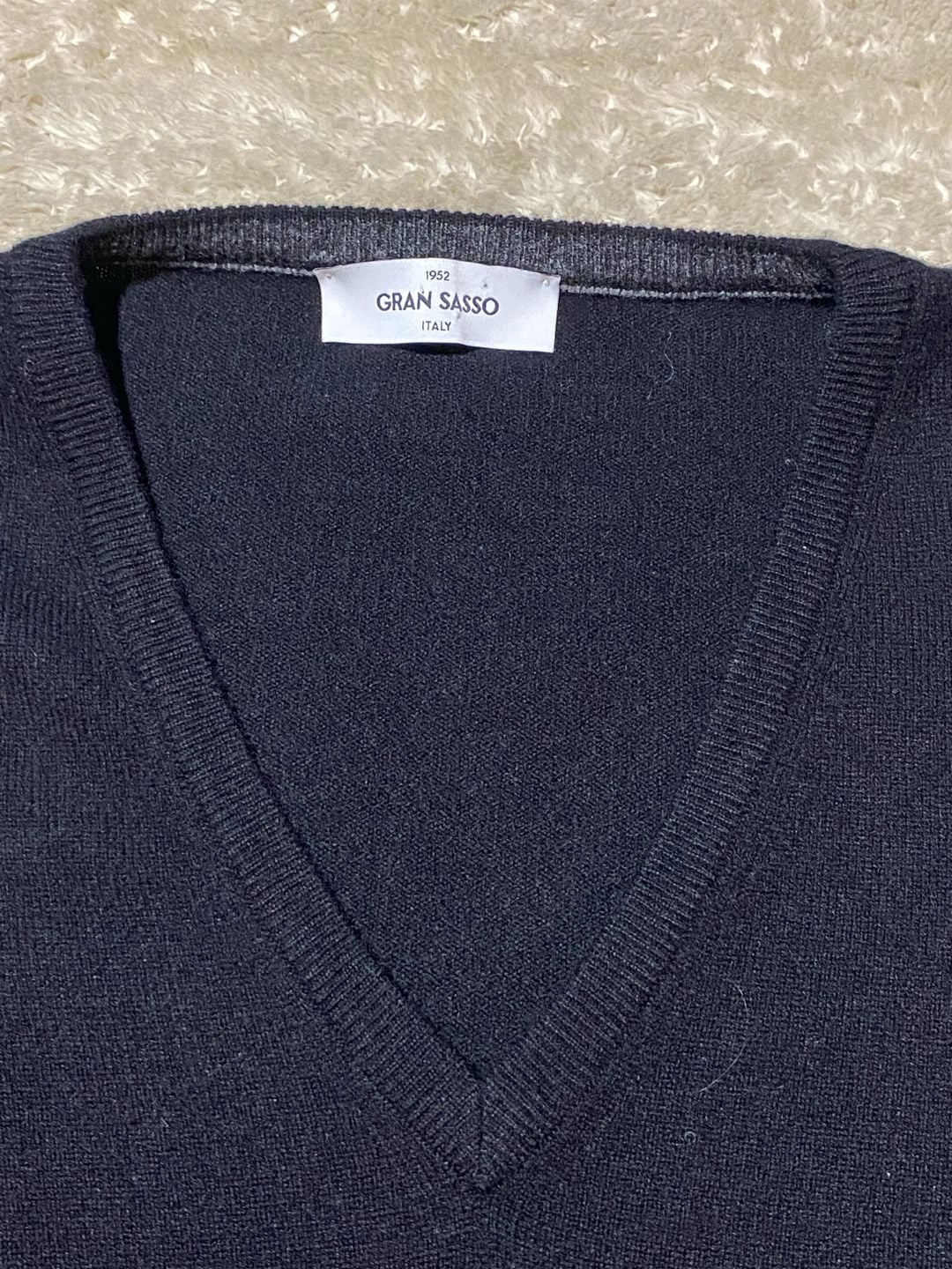 Gran Sasso V-Neck Sweater Size L Black Wool Cashmere Blend 3