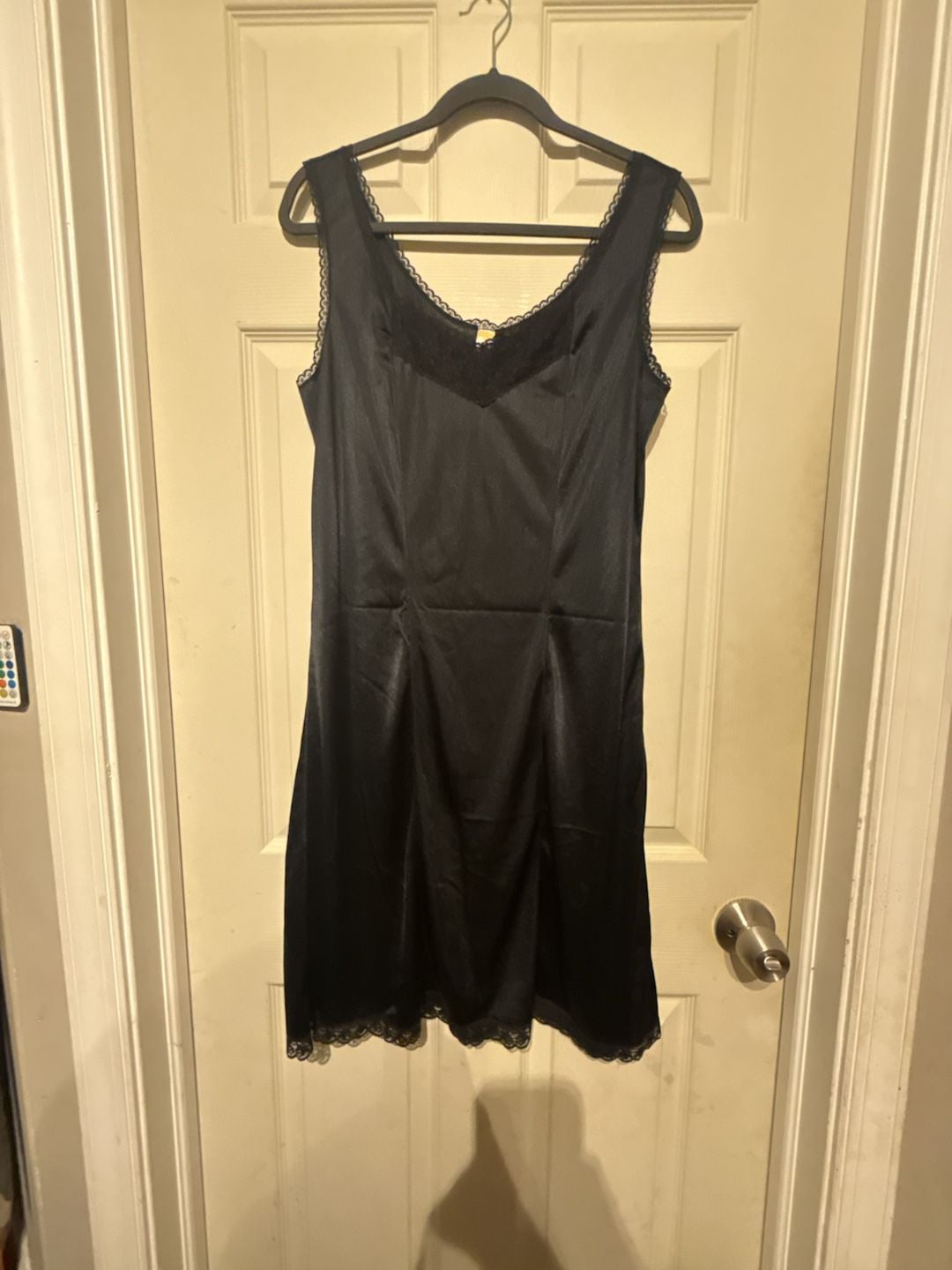 Heavenly Secrets Full Slip Size M/34 Black Nylon Lace Trim 2