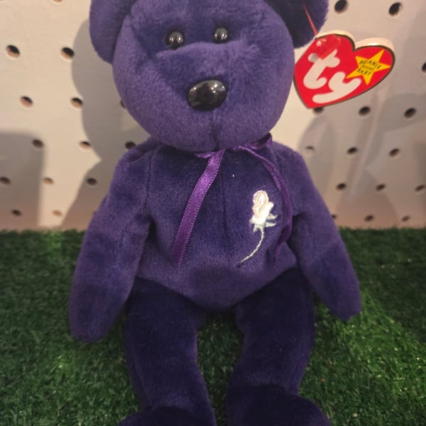 Ty Beanie Babies Princess Diana Bear Purple Retired