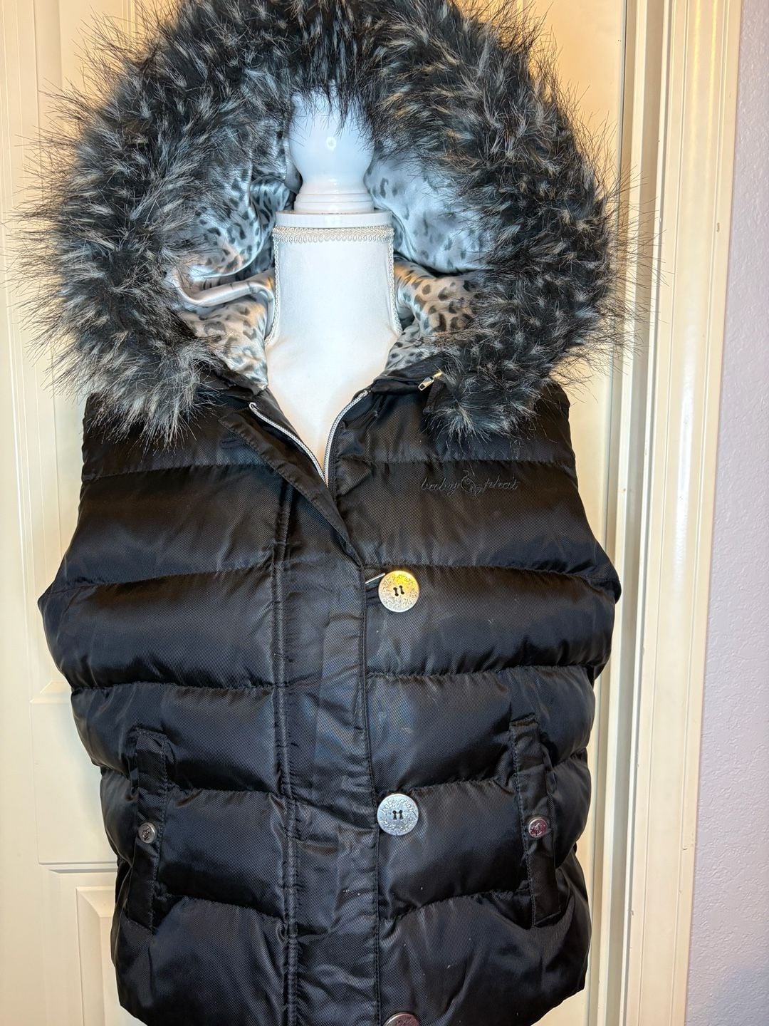 Vintage Baby Phat Puffer Vest Black Faux Fur Hood Giant Cat Logo on Back Leopard Lining Size XL 2