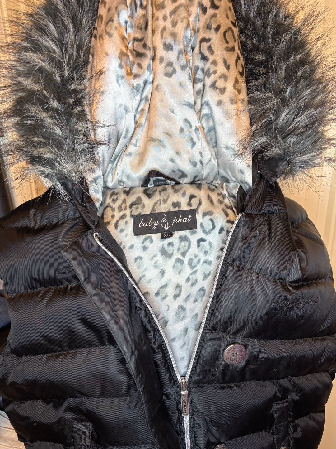 Vintage Baby Phat Puffer Vest Black Faux Fur Hood Giant Cat Logo on Back Leopard Lining Size XL 4
