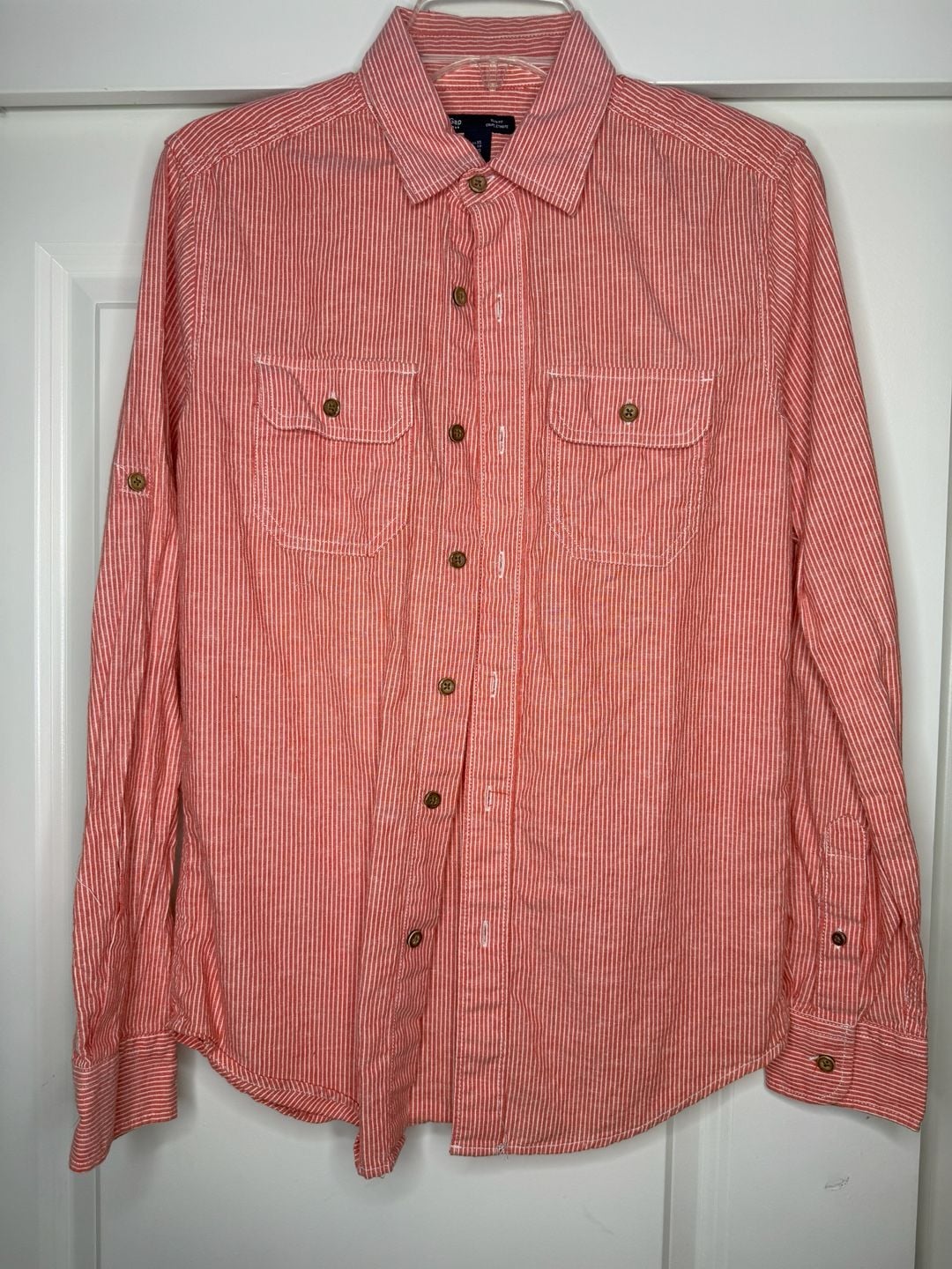 Gap Slim Fit Shirt Size XS Red White Striped Long Sleeve Button Up 2