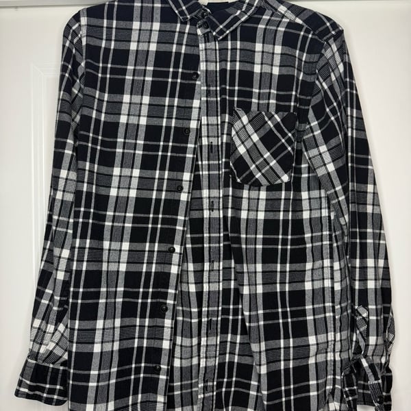H&M Long Sleeve Plaid Button-Down Shirt Size 13-14Y Black White