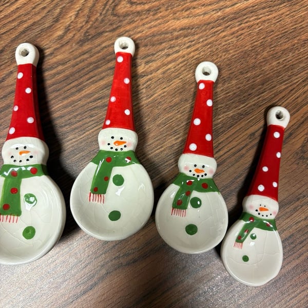 Snowman Holiday Ceramic Measuring Spoon Set