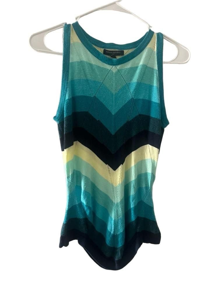 Banana Republic Knit Tank Top Size M Blue Green Chevron Stripe Sleeveless 2