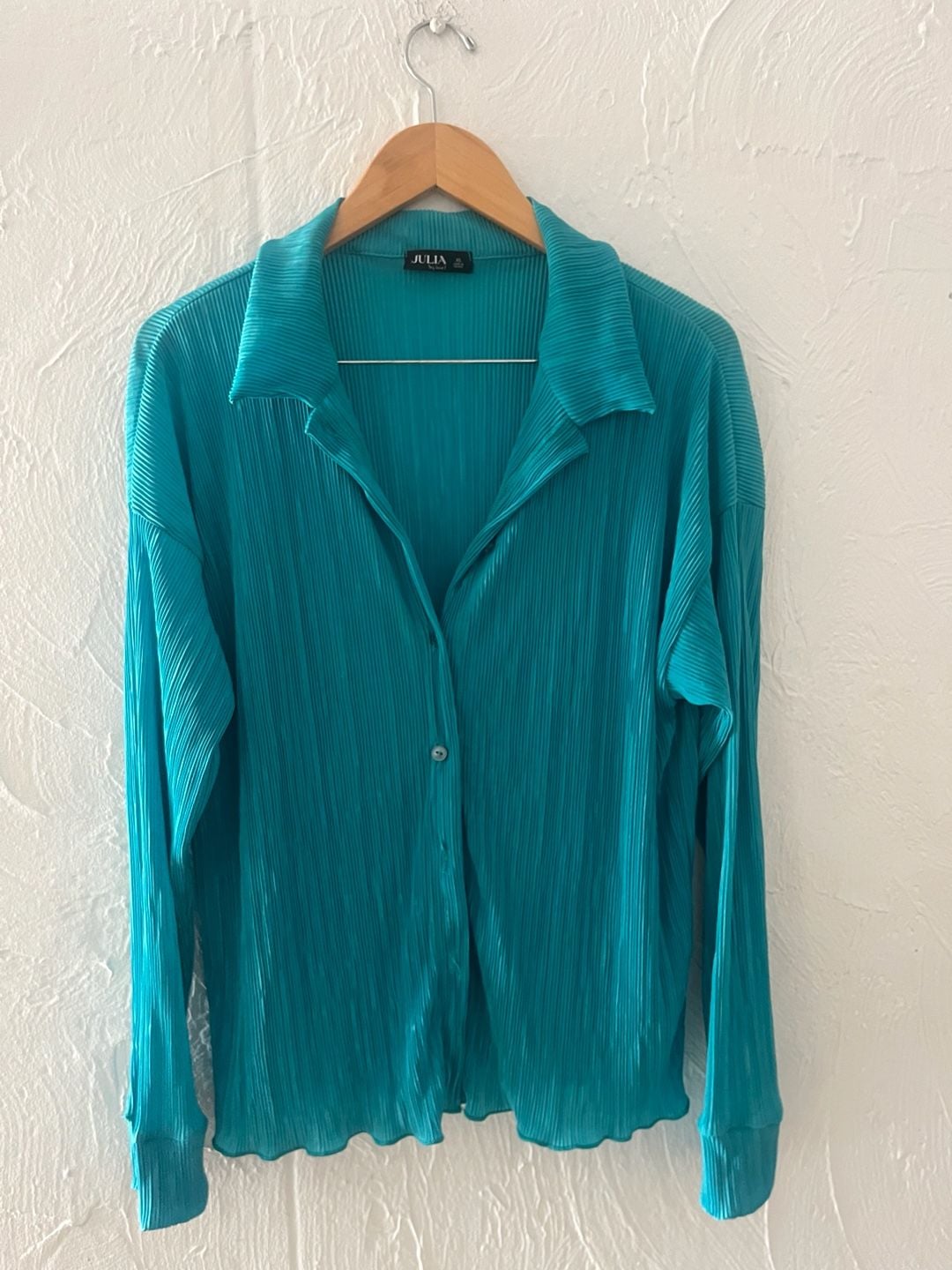 JULIA Pleated Button Down Shirt Size S Teal 2
